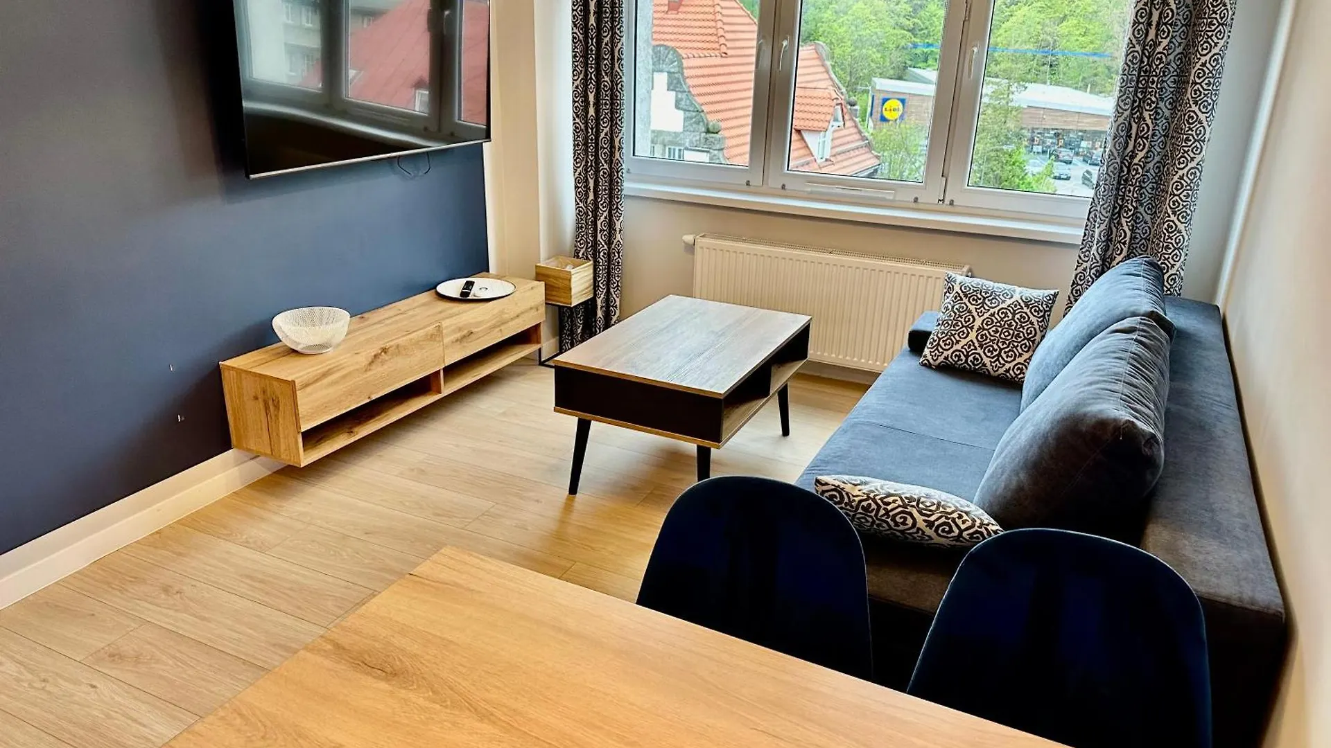 Apartamenty Sun And Ski Centrum 斯克拉斯卡波伦巴 波兰