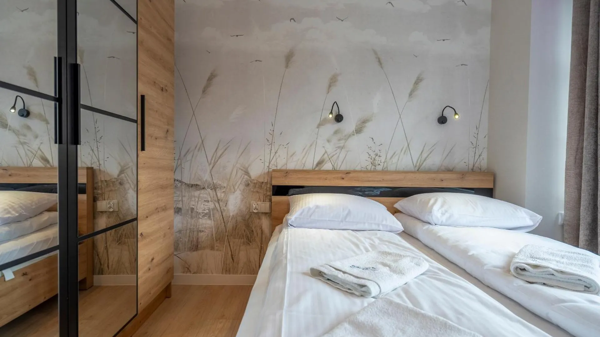 Apartamenty Sun And Ski Centrum 斯克拉斯卡波伦巴